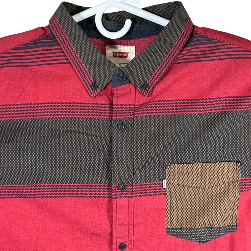 Levis Mens XL‎ Long Sleeve Button Down Shirt Red Brown Striped